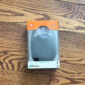 JBL wireless Bluetooth speaker NIB